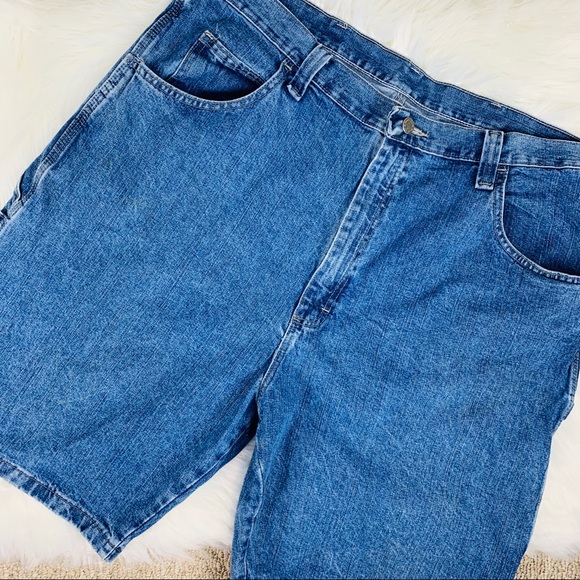 Wrangler Other - WRANGLER Carpenter Blue Jean Denim Shorts Size 40